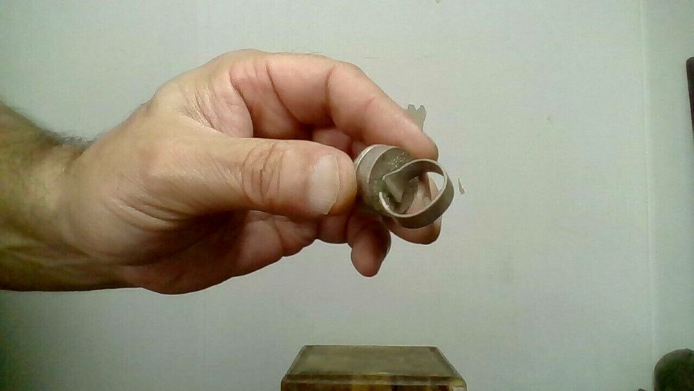 VINTAGE 1960'S PEACE MOVEMENT COMPARTMENT RING