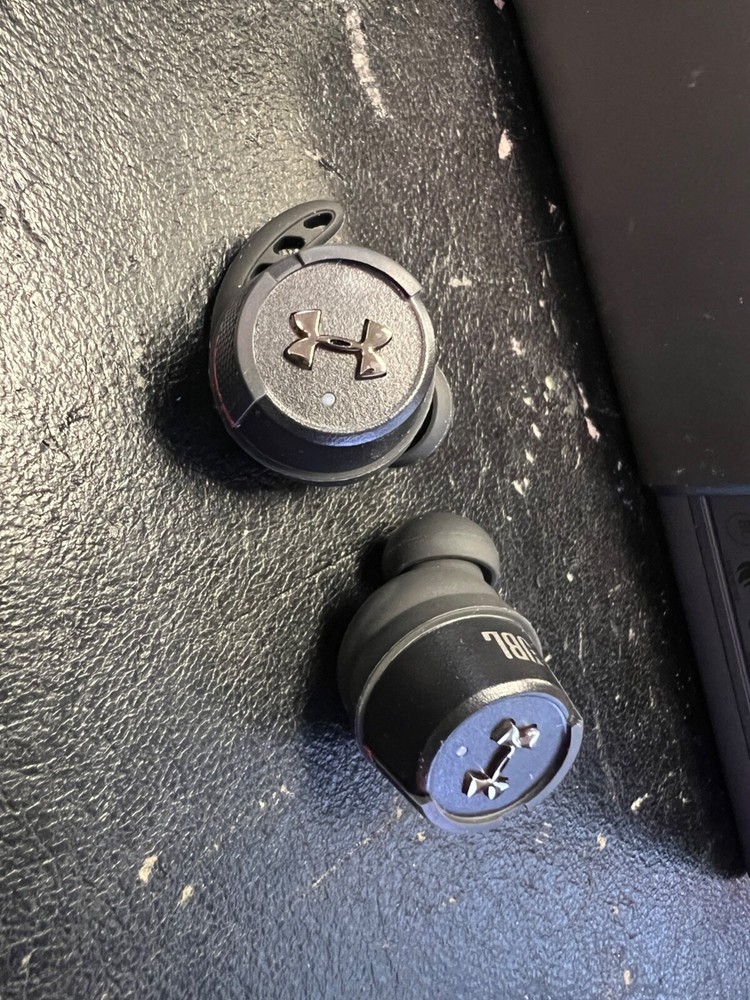 JBL Under Armour True Wireless Earphones Flash