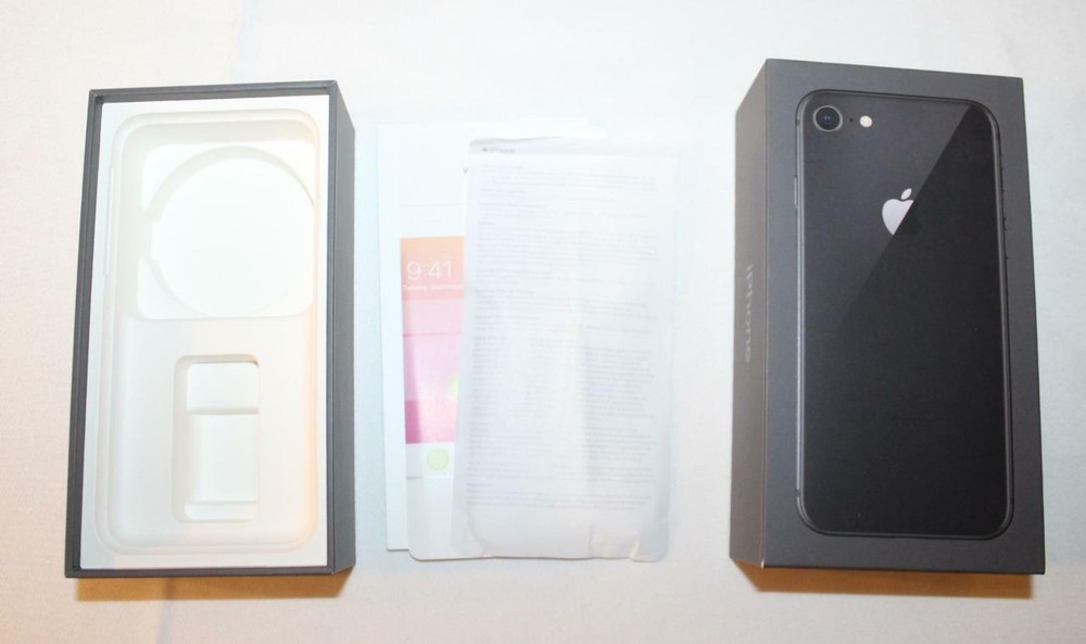 Three (3) EMPTY Apple iPhone Boxes iPhone 6 Xs Max & 8 Paperwork Earpods Holder