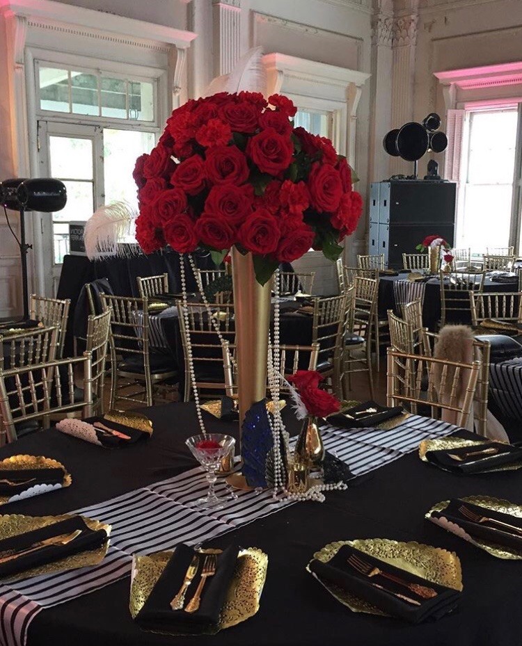 Table Runners Black White Set