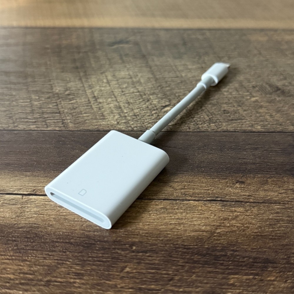 Apple Lightning to SD Card Camera Reader for iPhone iPad Genuine OEM Adapter