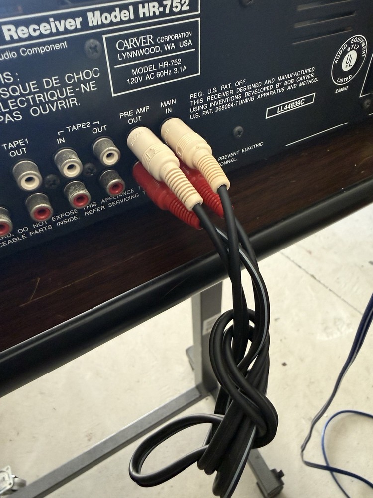 The Carver Receiver HR-752 Nice