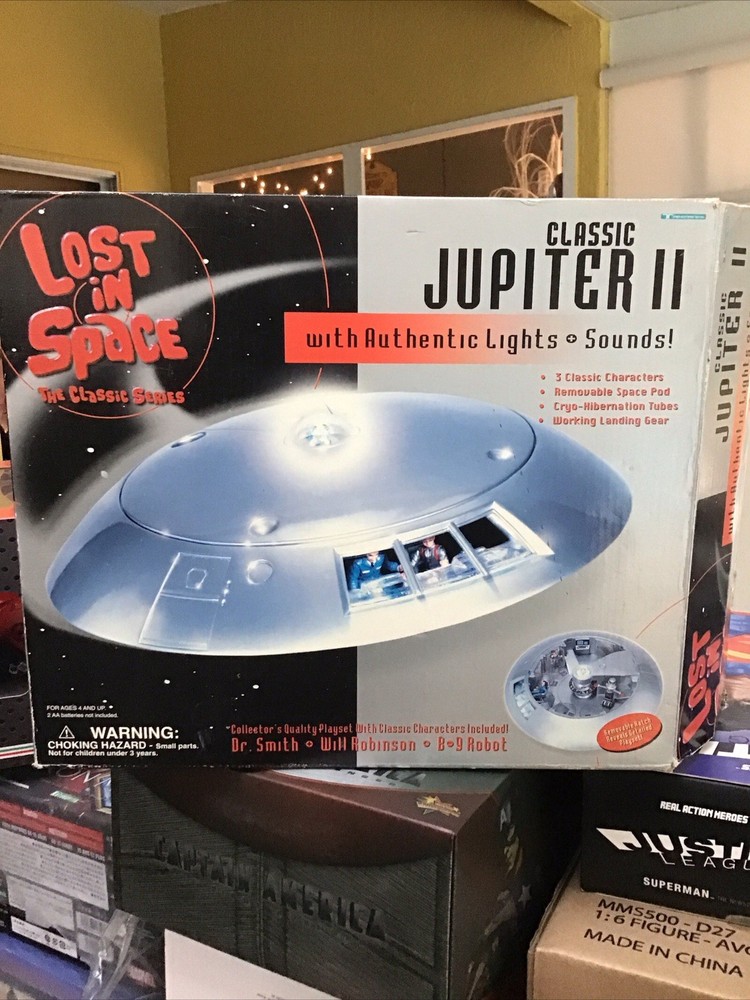 Trendmaster Lost in Space Jupiter 2 With Box