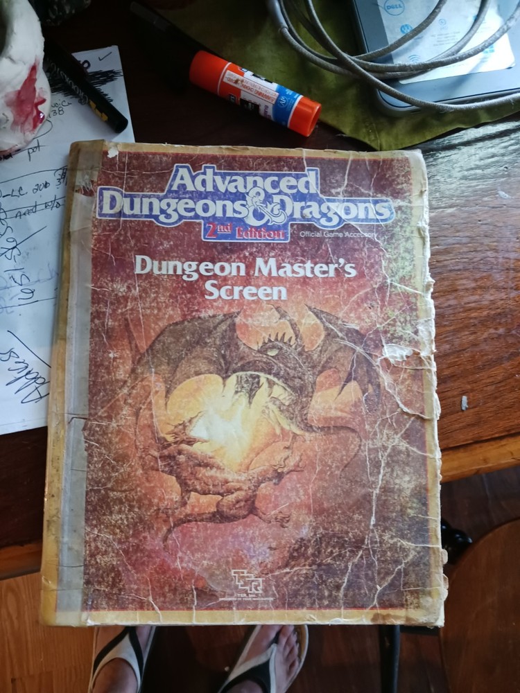 Dungeon Master Screen 2nd Adition
