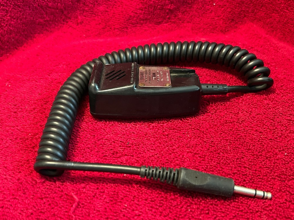 TELEX TEL-66T TRANSISTORIZED/NC DYNAMIC HANDHELD MICROPHONE
