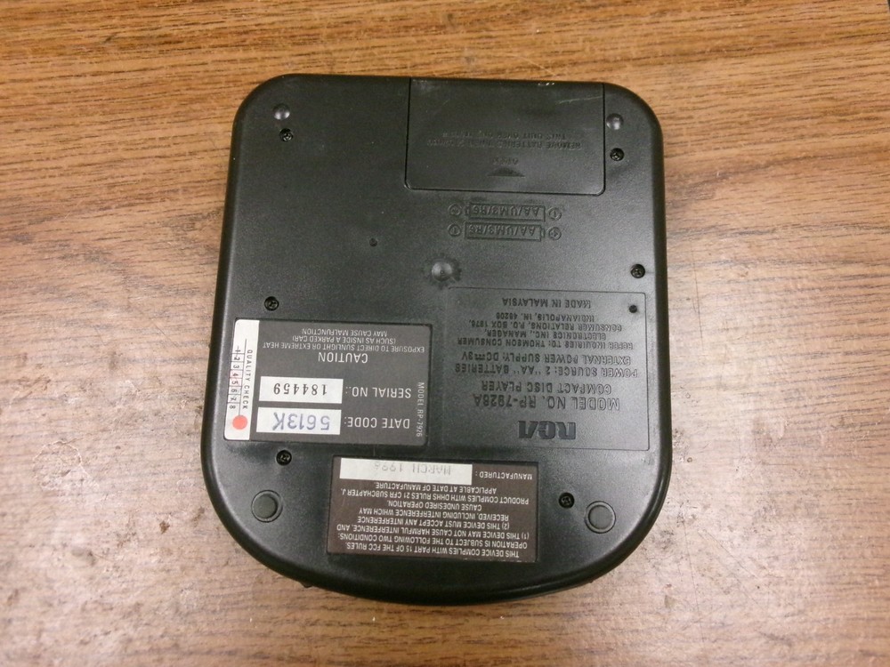 Vintage RCA Portable CD Player
