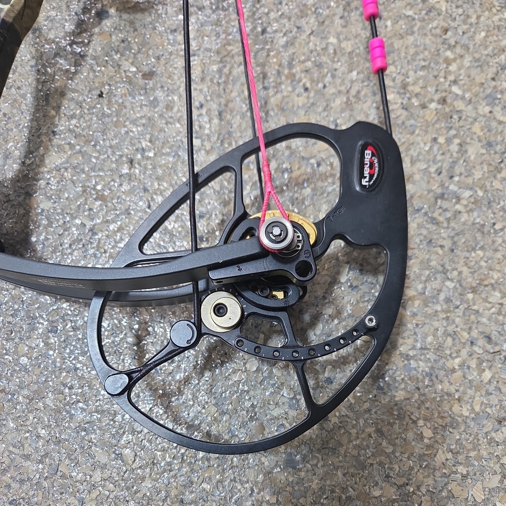 Bowtech BTX 31 RH 40-50#