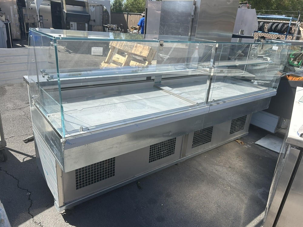 Oscartek Pastry Display Case Model ROSAR4RV130