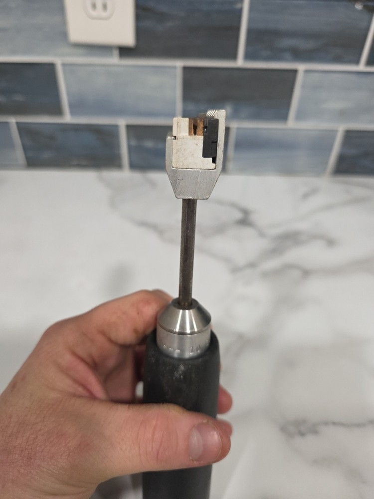 Siemon PUNCH DOWN COMPUTOR CABLING TOOL 788H1 30 98