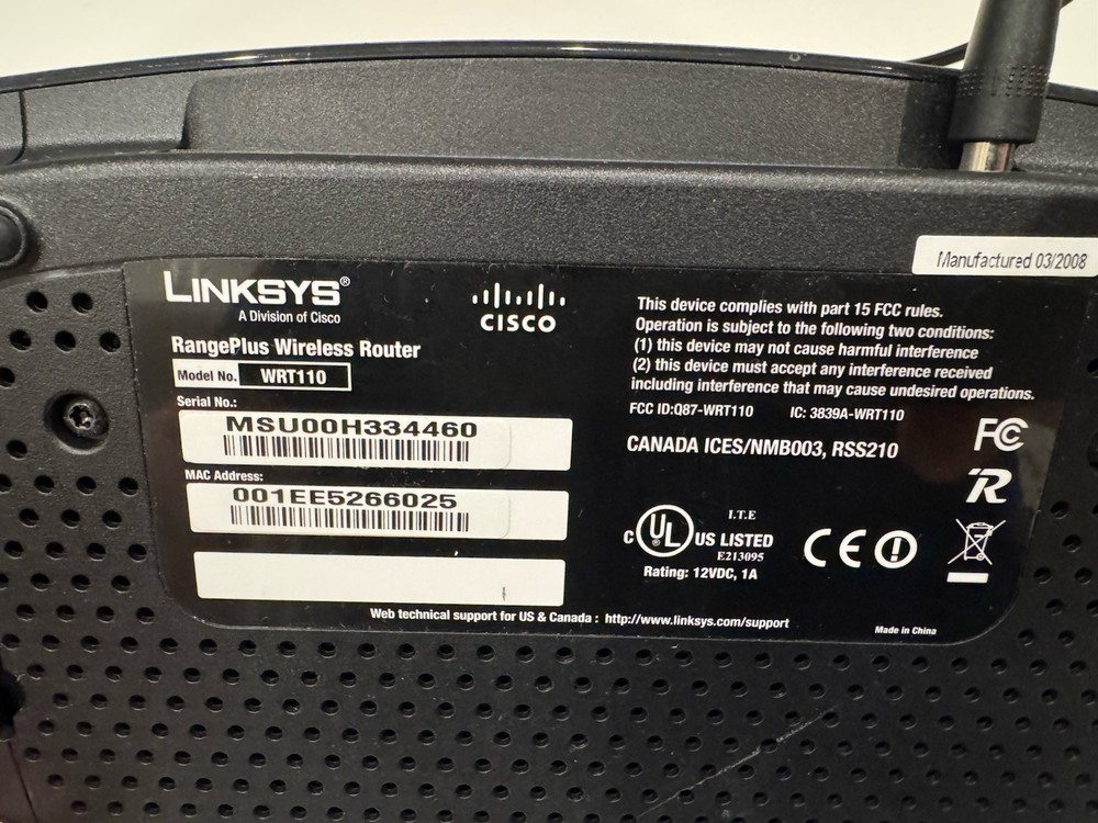 Linksys By Cisco RangePlus Wireless Router WRT110 EUC +++