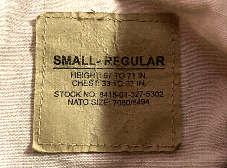 US Military Combat Coat Size Small Regular Desert Camo