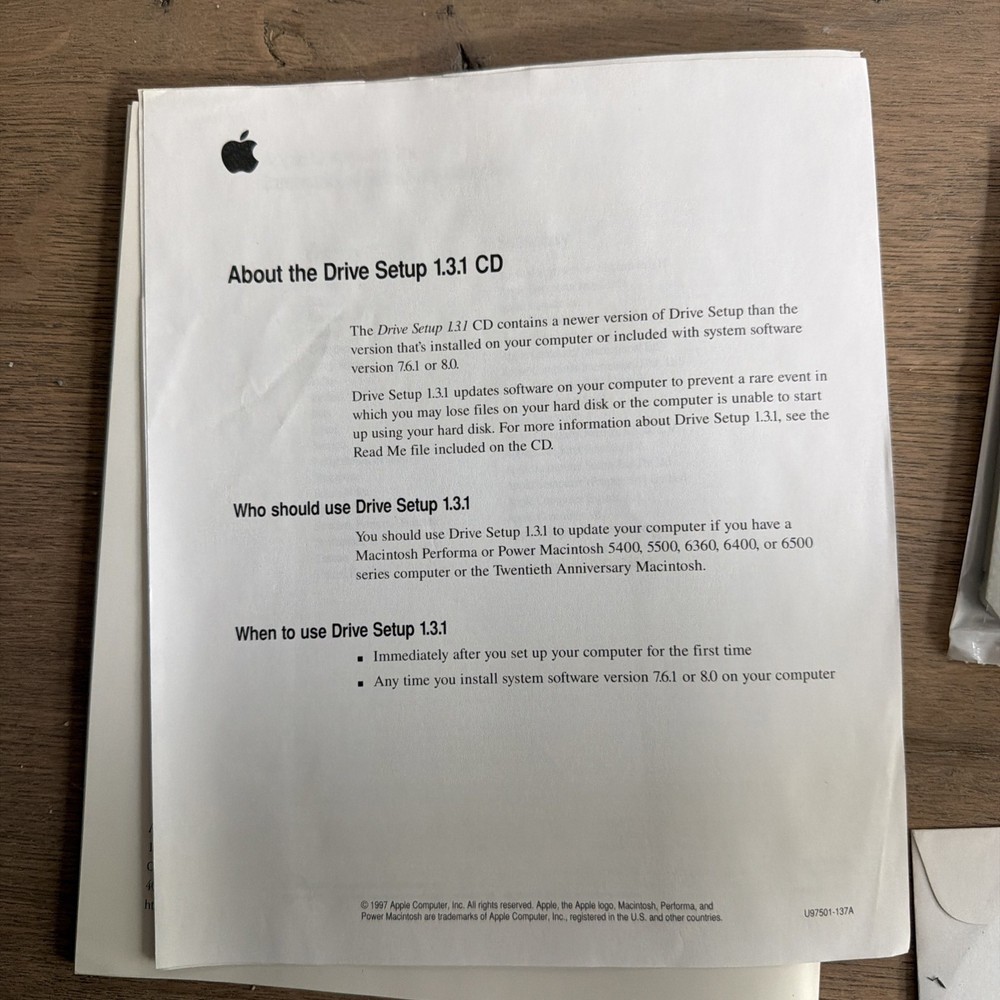Vintage Apple Mac OS 8 Original Software Manual PC Computer Disk (Complete)