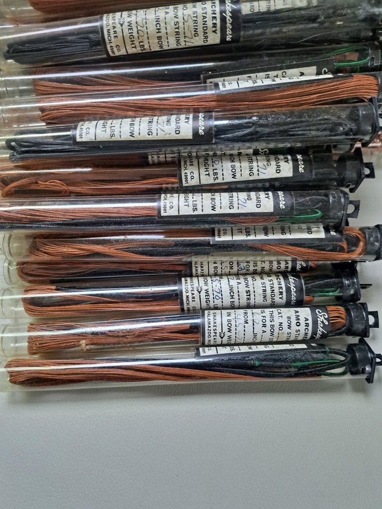 Shakespeare Recurve Bow String 62”, 45-70 lbs