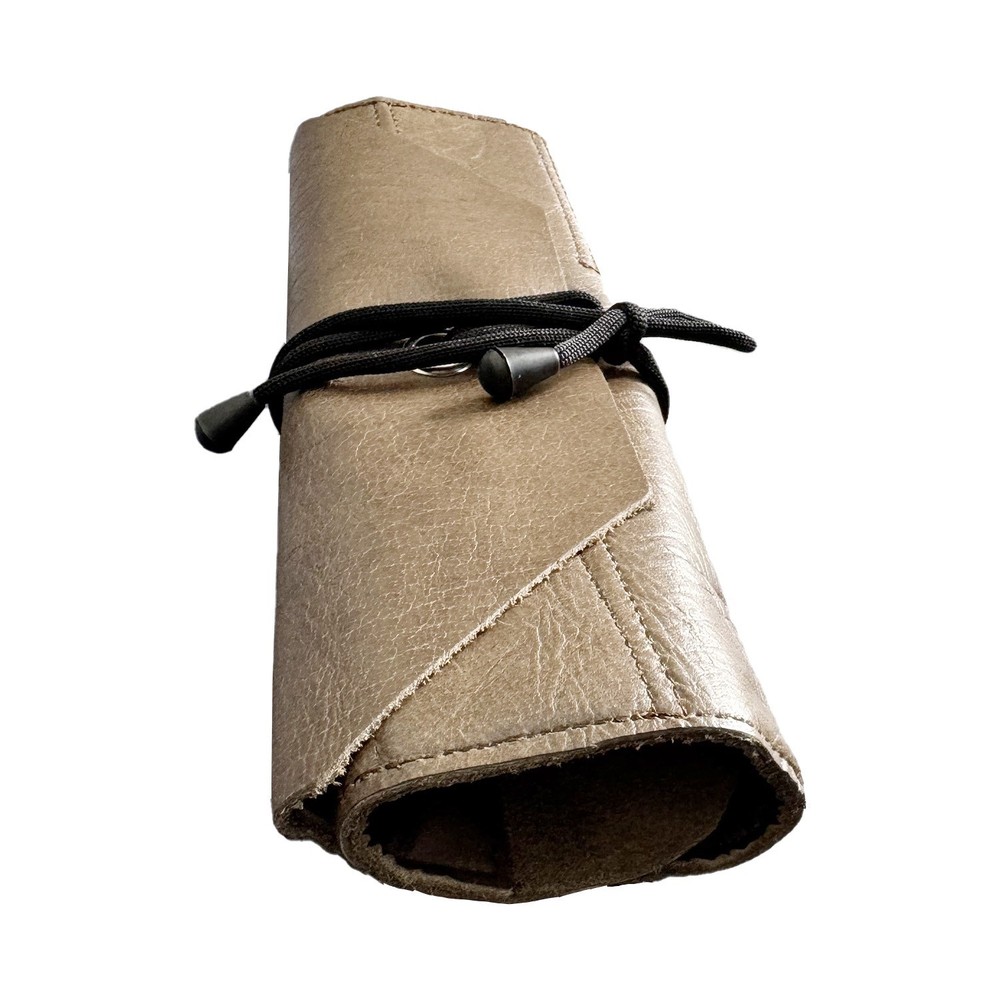 Durable Leather Tool Roll – Keep Your Wrenches & Chisels Secure & Organized