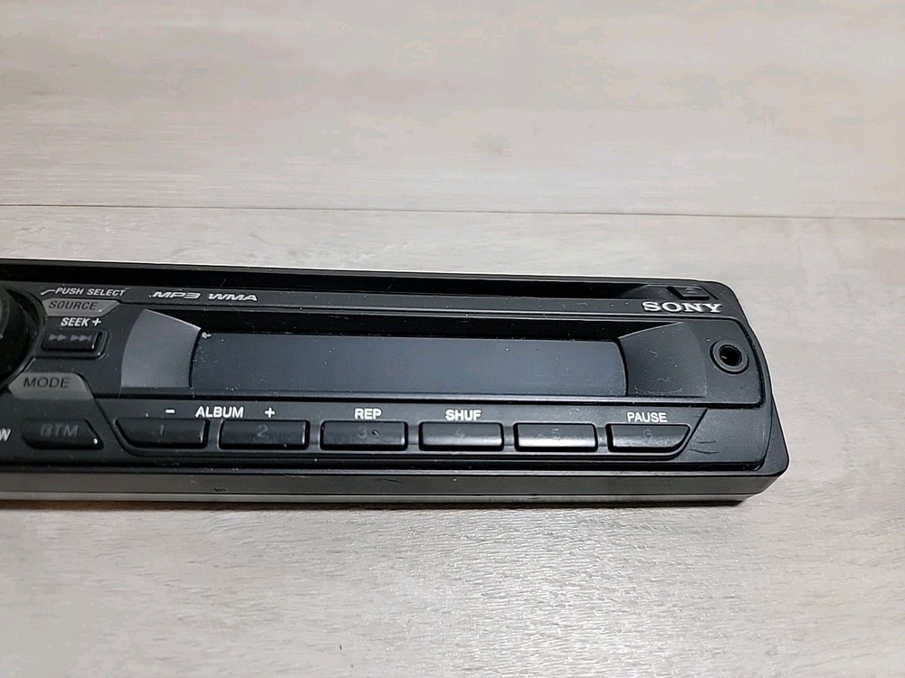 Sony CDX-GT23W Faceplate Replacement