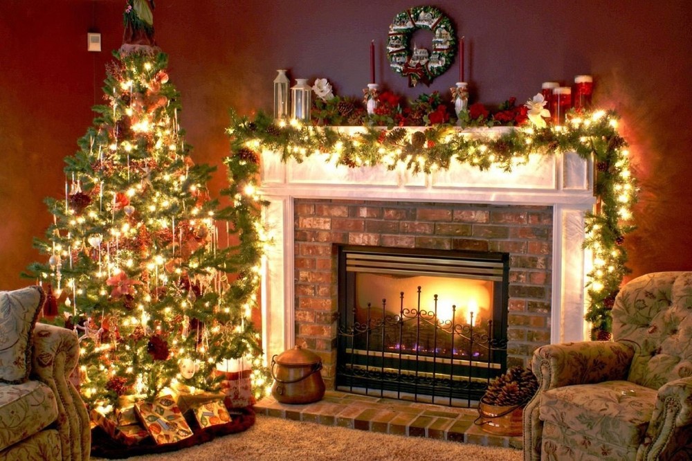 Christmas Light Controller - 16 Dazzling Flash/Fade Functions, 5 Timer Functi...