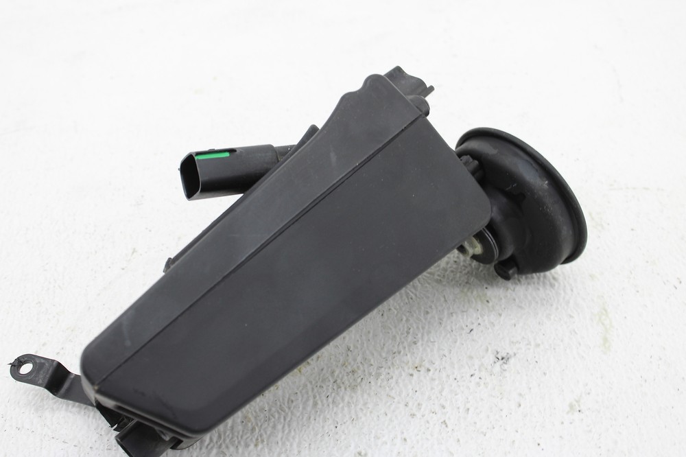 18-23 Harley Davidson Softail Horn electrical box