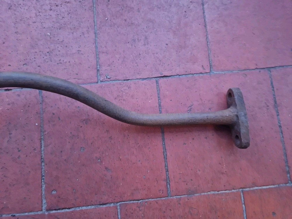 Triumph Roadster shock absorber support bracket