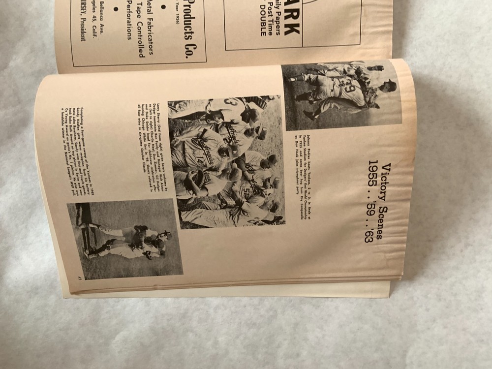 1965 WORLD SERIES Official Souvenir Program Twins vs Dodgers