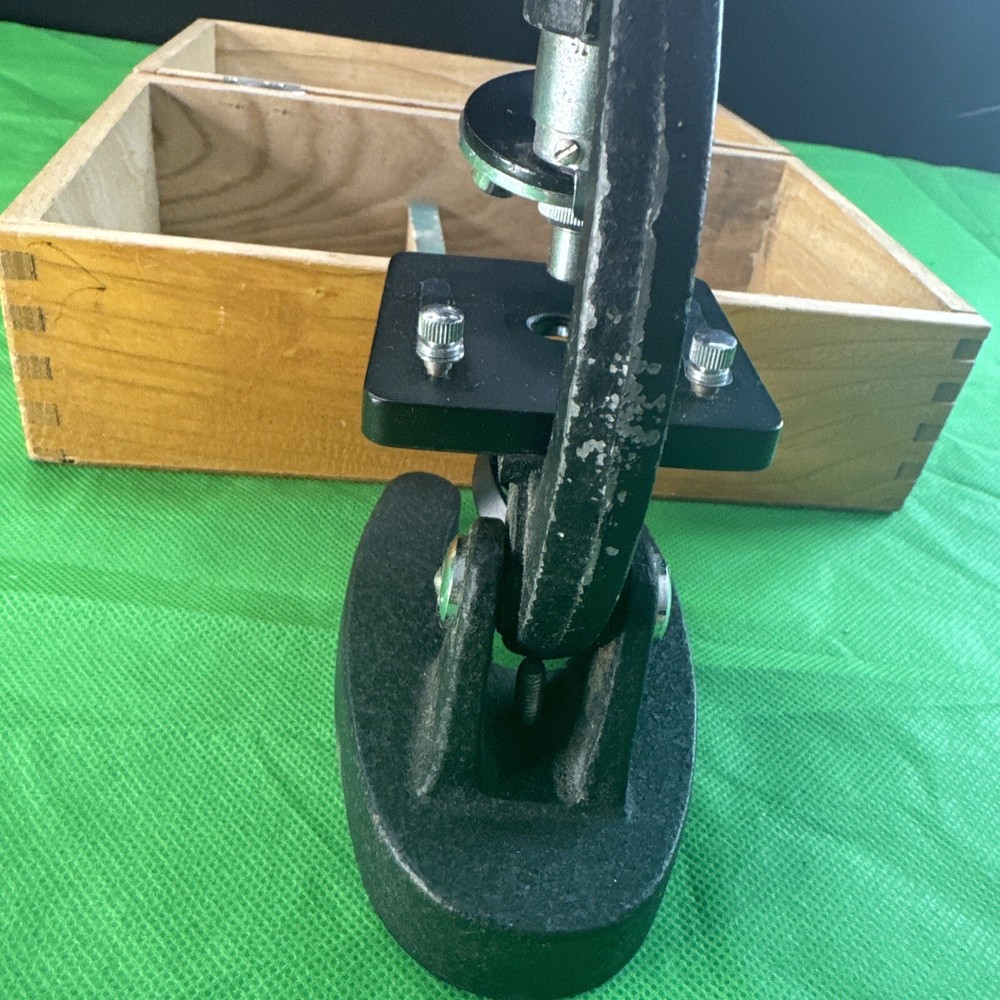 VINTAGE Toc Optics Student Microscope, In Wooden Box.