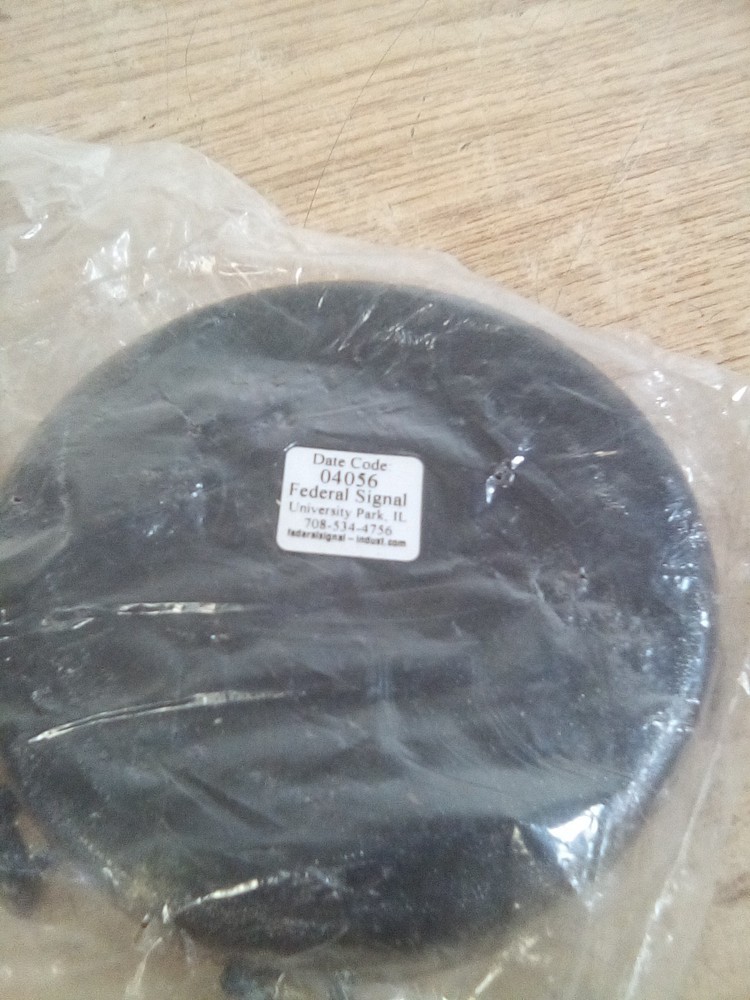 Federal Signal 4" Cap