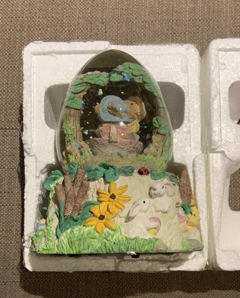 Easter Bunny Rabbit Musical Egg Shaped Water Globe Spring Easter Parade