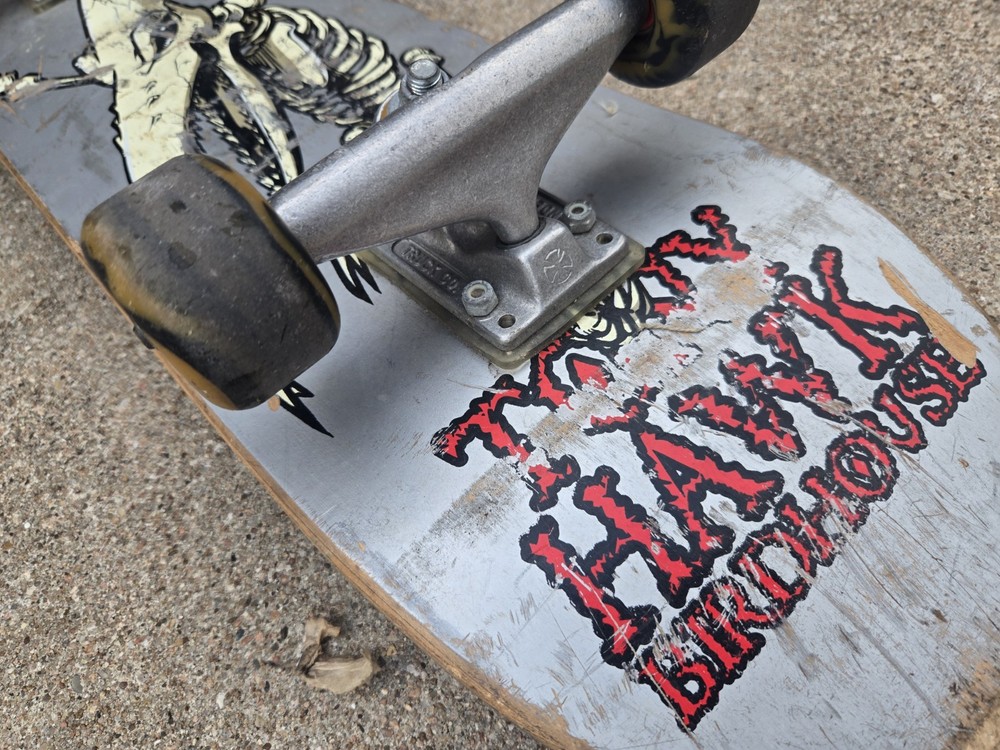 Pre-Owned Tony Hawk Birdhouse Skateboard Complete Deck & Wheels