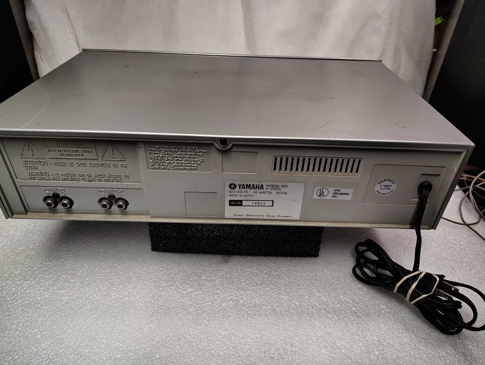 YAMAHA K-200A cassette deck