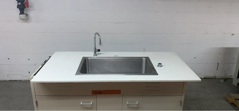62" Hamilton White Epoxy Sink Bundle(S6LLST7227)