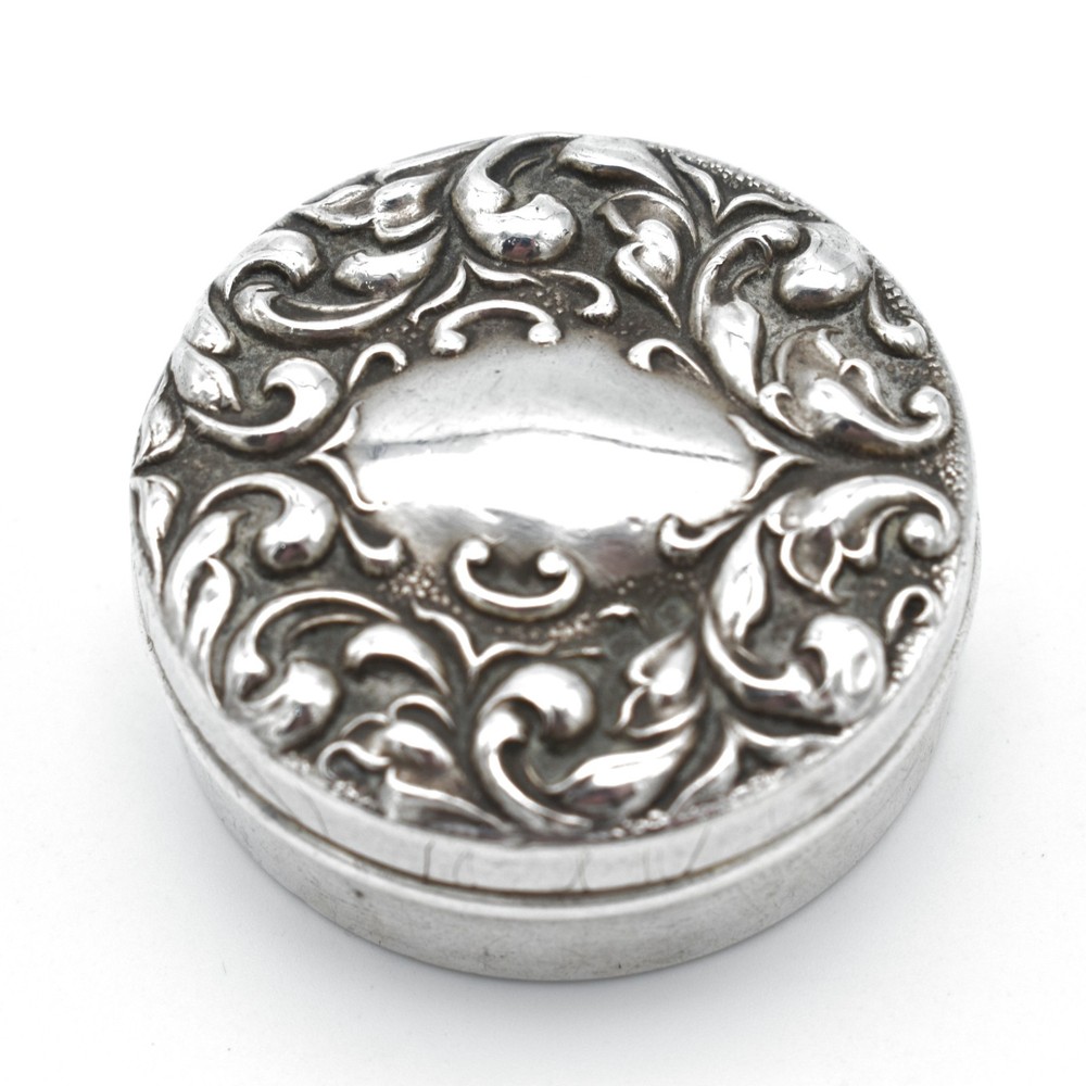 Antique Solid Silver Pill Pot Snuff Box Repousse Edwardian 1905