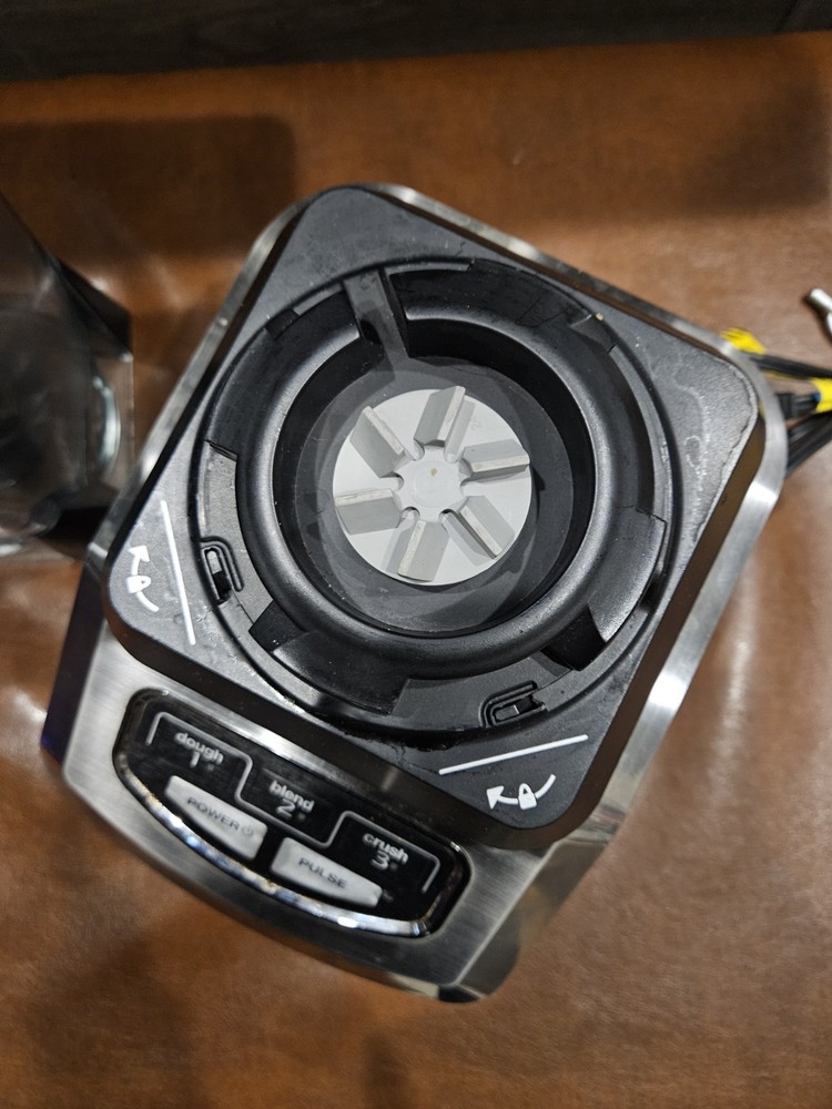 Ninja Black Blender Model #BL700 30 tested