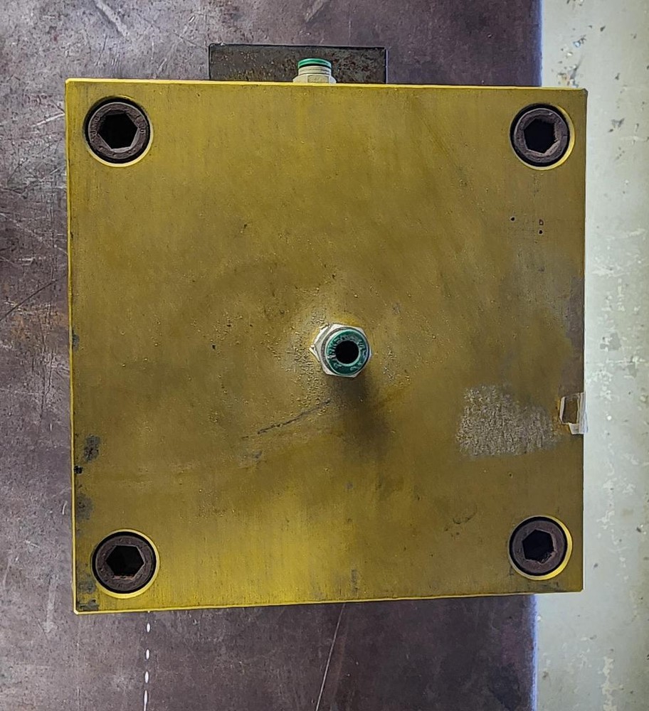 Dynamic AS/2000/125 Large Gold Shear Max width: 4.89” Max cross section .062”