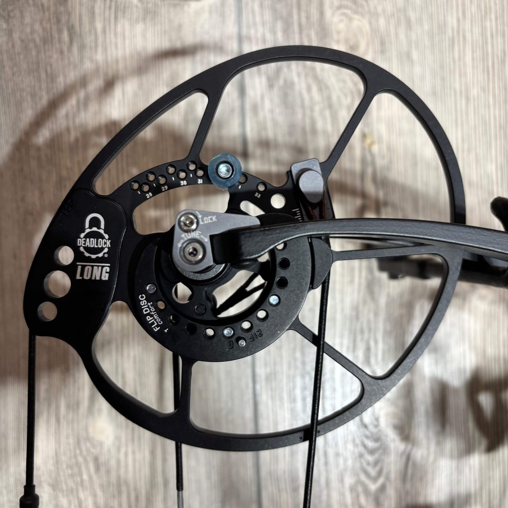 Bowtech Proven 34 LD RH Black 70#