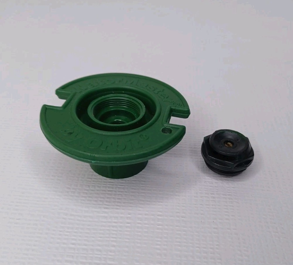 Water Master Orbit Plastic Flush Head With Plastic Nozzle Half Spray Sprinkler