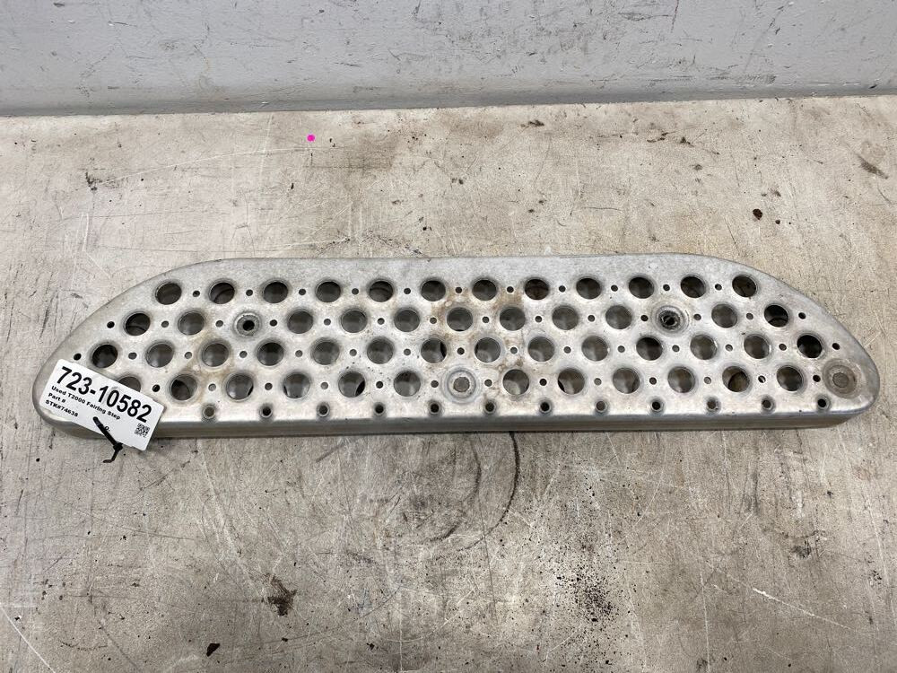 2005 Kenworth T2000 Step (723-10582)