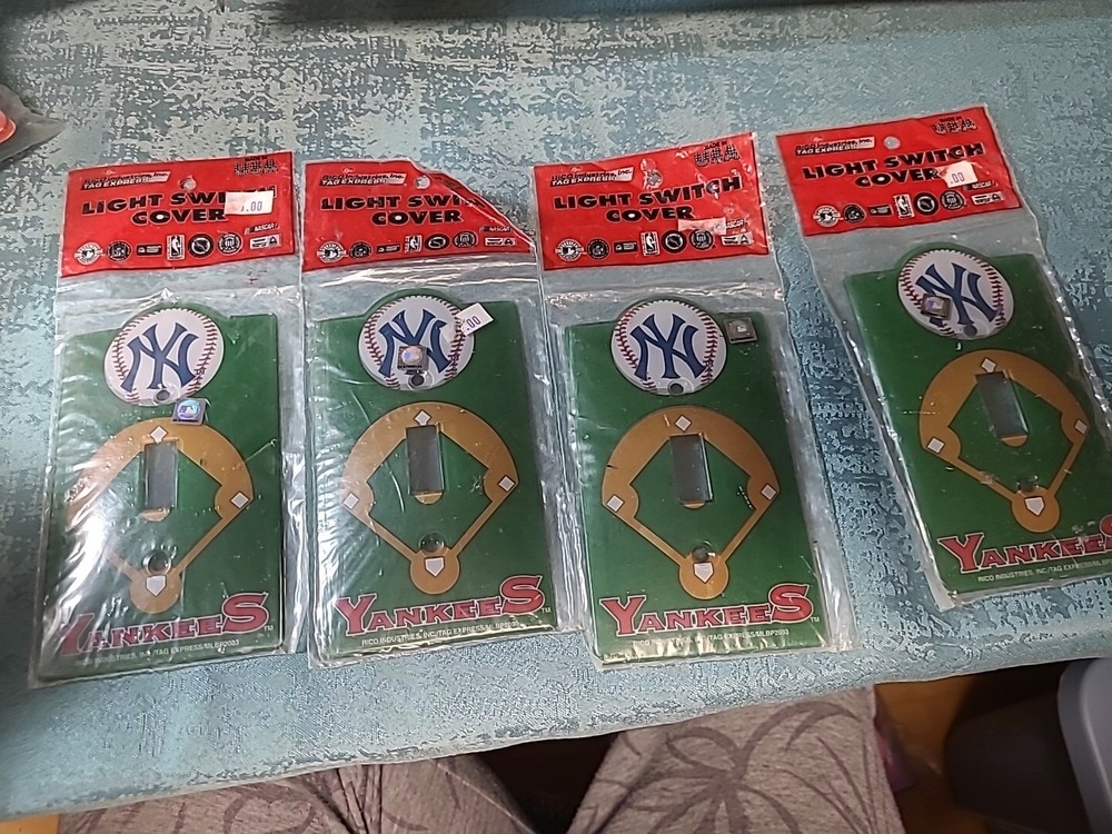 FOUR New York Yankees Light Switch
