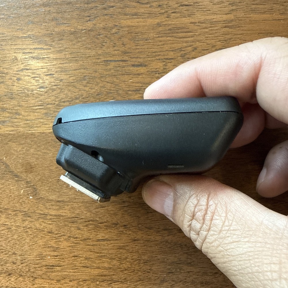 Nissin Digital Air 1 Flash Transmitter - Turns On