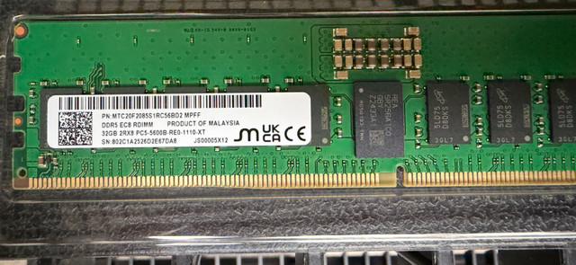 Micron 32 GB DDR5 5600 REG ECC Server Memory MTC20F2085S1RC56BD2