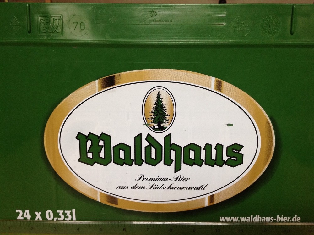 Waldhaus Premium Bier Schwarzwald Retractable Handle 12 Bottle Stackable Carrier