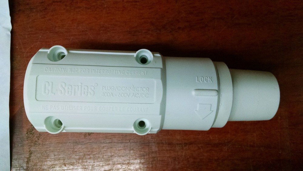 Advanced Devices CL Series CL2F Inline female locking plug connector white