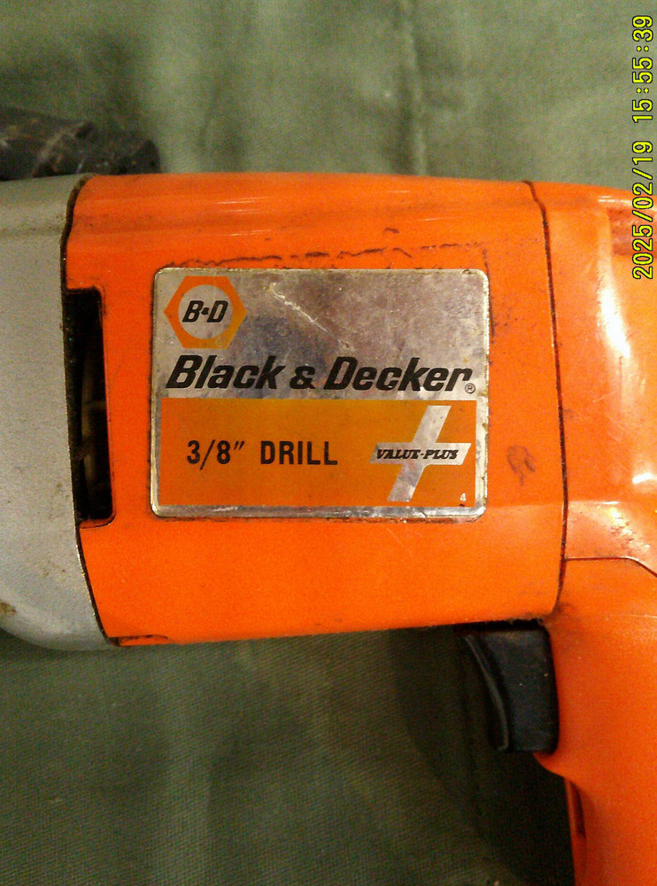 Black & Decker 3/8" Drill 7130