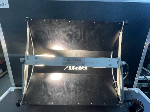 Lowel Softlight 1500 Tungsten Light