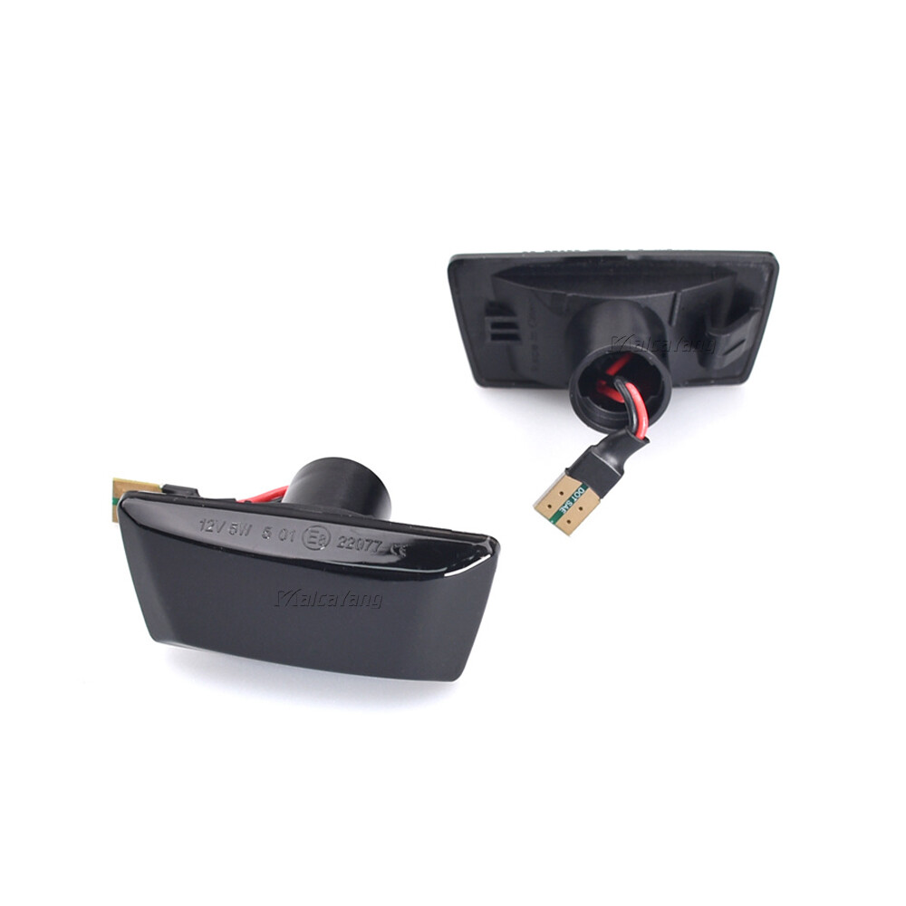 1Pair For Saturn Aura 2007 2008 2009 2010 Dynamic LED Side Marker Light