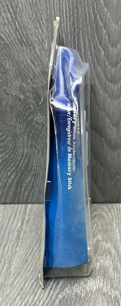 Sony USB Interface Card Reader for Memory Stick - PC/Mac (MSAC-US1)