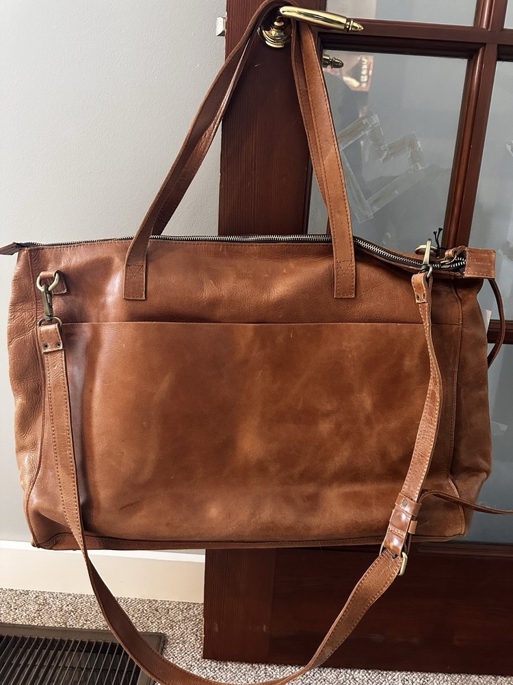 Raven & Lily Leather Weekender Bag