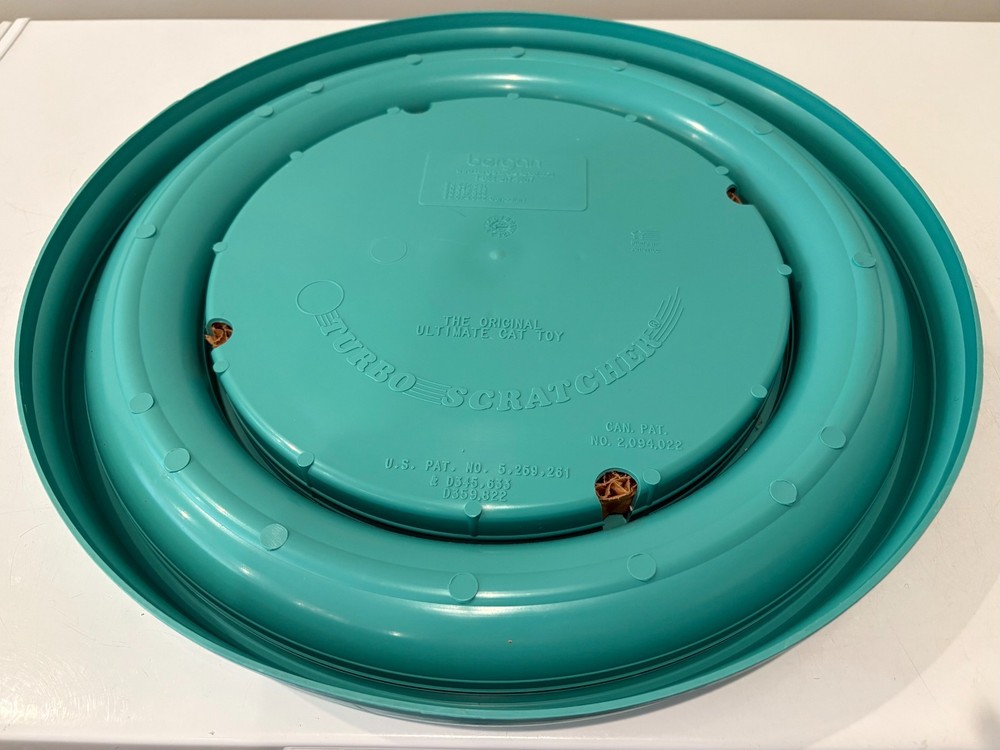 Turbo Interactive Scratcher Cat Toy