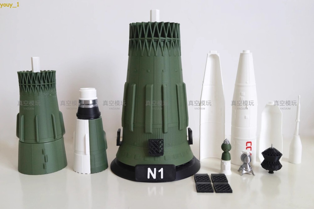 1/400 CCCP Lunar Launch Program N1 Heavy Carrier Rocket Static Finished Model