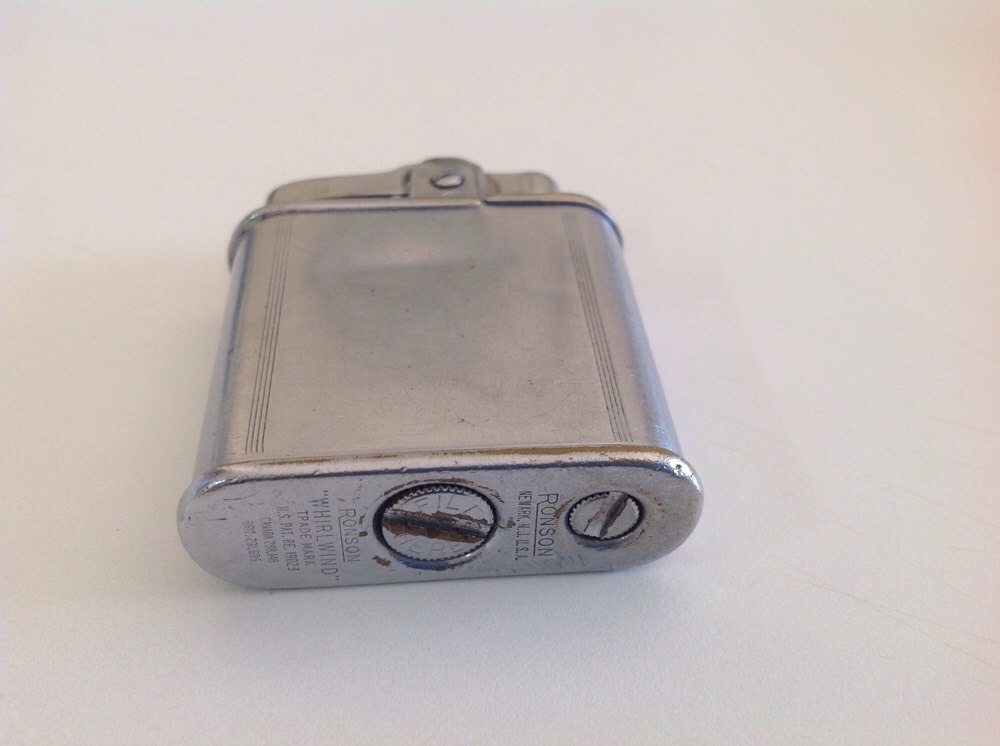 Vintage Ronson Whirl Wind Lighter U.S.A. Marked JGB C1