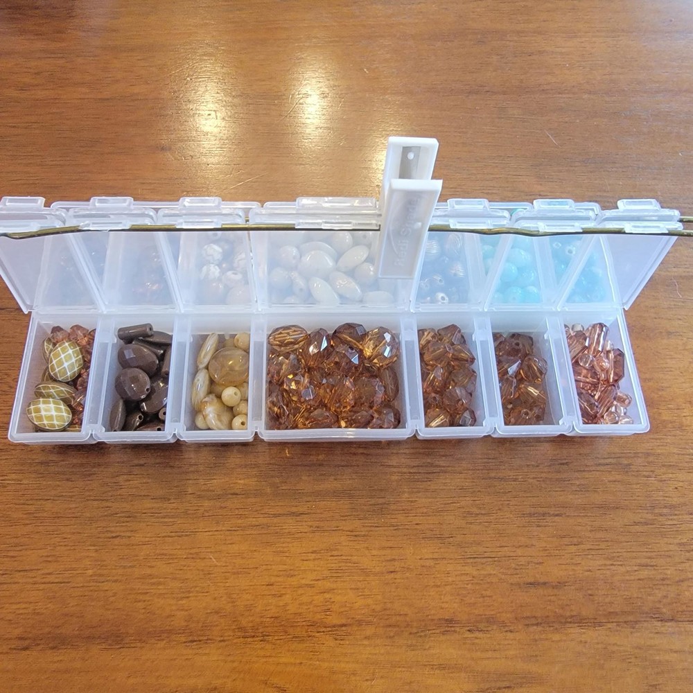 Assorted Bead Collection in Organizer Box (SR187)