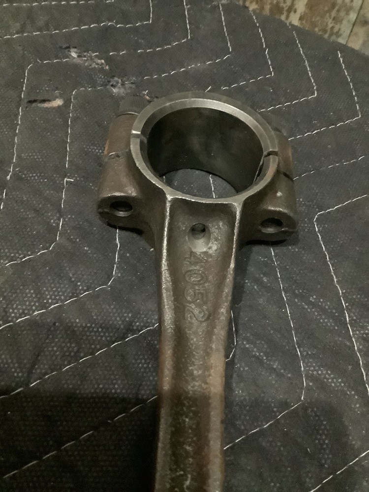 Cummins Connecting Rod 4052